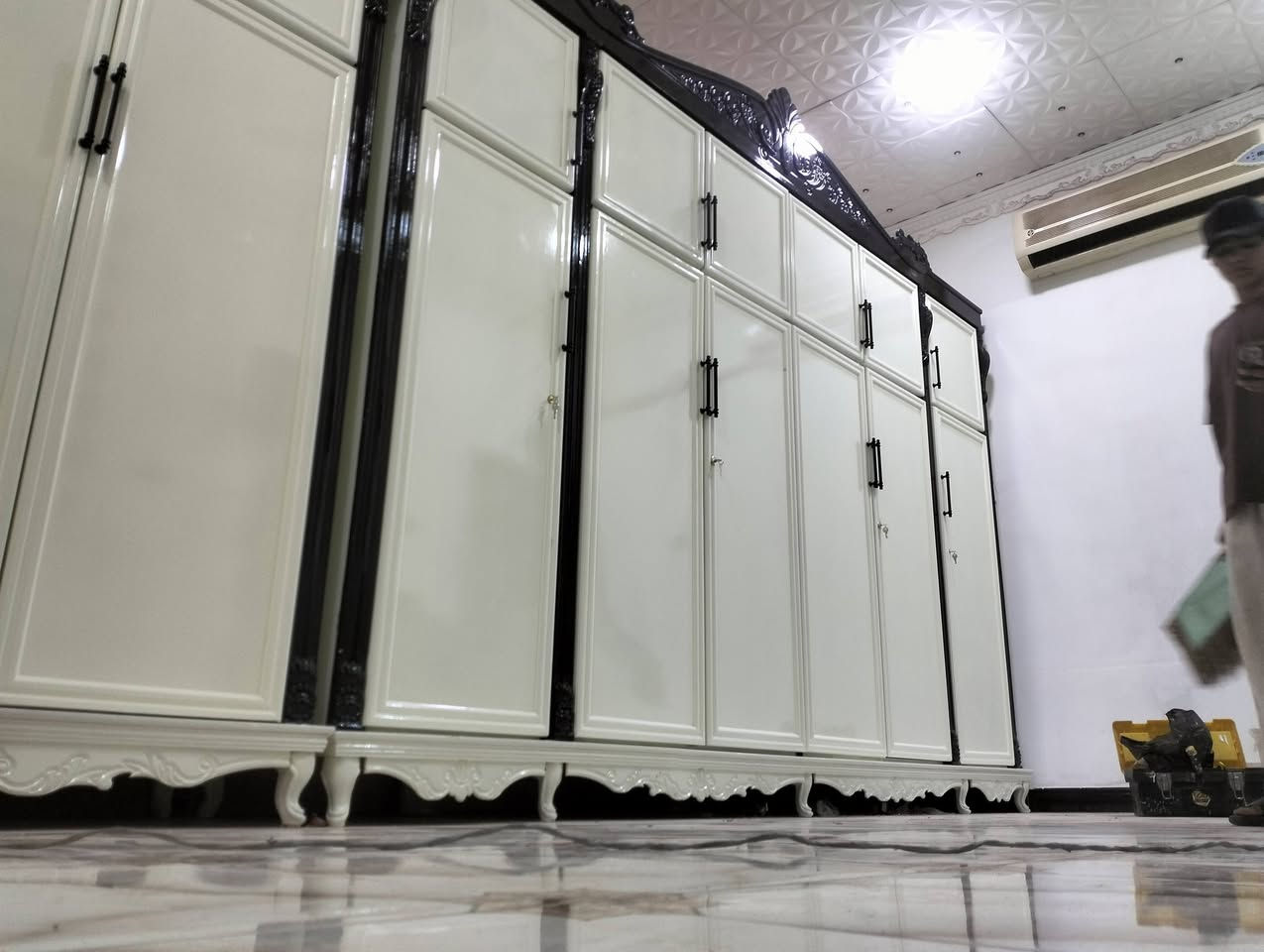 🥰شغل معمل نجارت الكرار 😘
🏗شغل درجه اوله تزكام صبغ حراري🔴 اسعارنه💸 مناسبه 

 🛏انواع المديلات 😊الحديثه متواجده  شغل⚒ حسب طلب ولقياس 🚪

📱توصل معي واتساب وانتصال☎️ ***********هاذه رقمي 🤩

