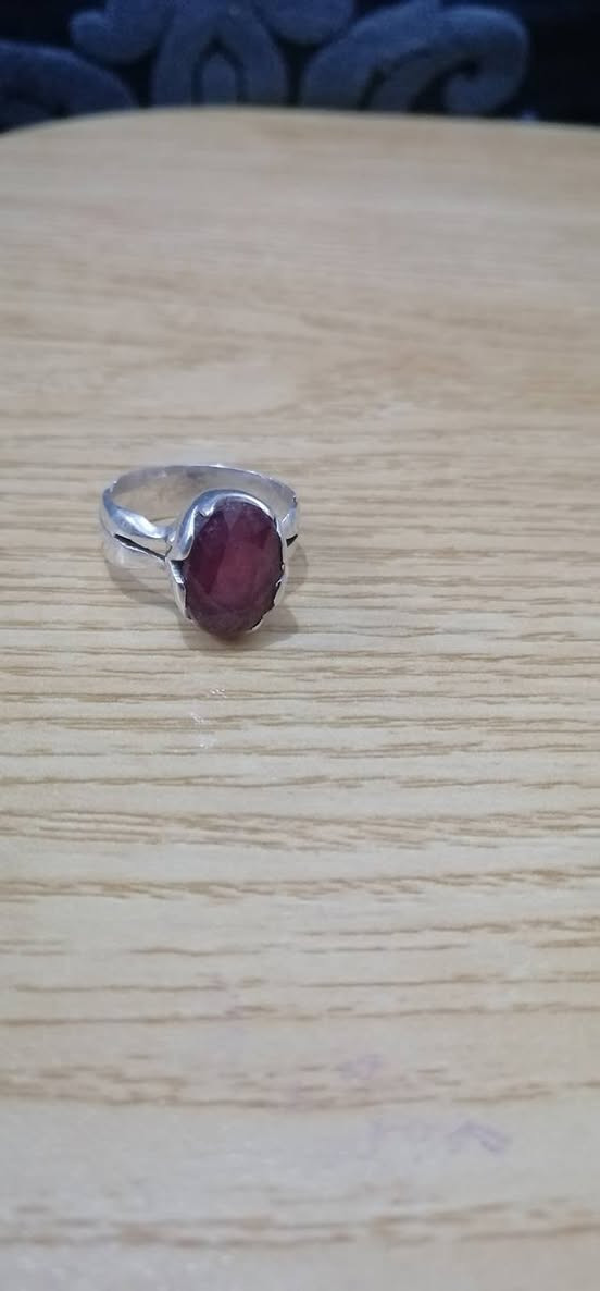 محبس ياقوت أفريقي شرط للبيع بل ٤٠ الف سماوا ماكو توصيل خاص رقم
***********
