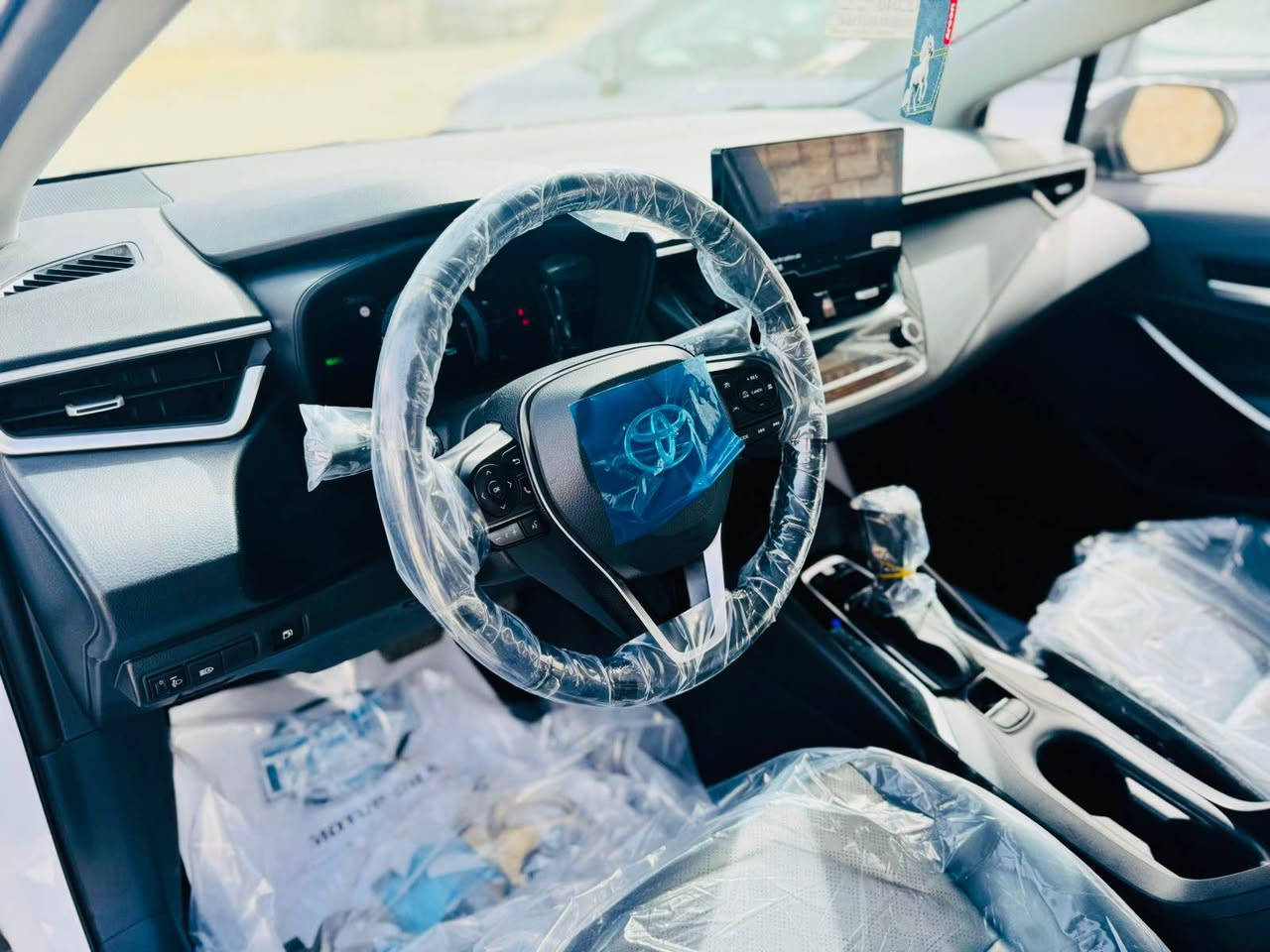 كورلا موديل 2025 شكل الخليجي 
بحاله الزيرو ماشيه 26  
رقم بغداد محرك 1800 فول مواصفات 
كفاله عامه من كلشي
مكاني نجف 
السعر 158 وبيها مجال بسيط 
*********** النجف, العراق
