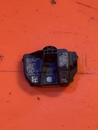 حساس تايرات عدد ٣  جيب لاريدو 24  السعر 90 الف  07713596666