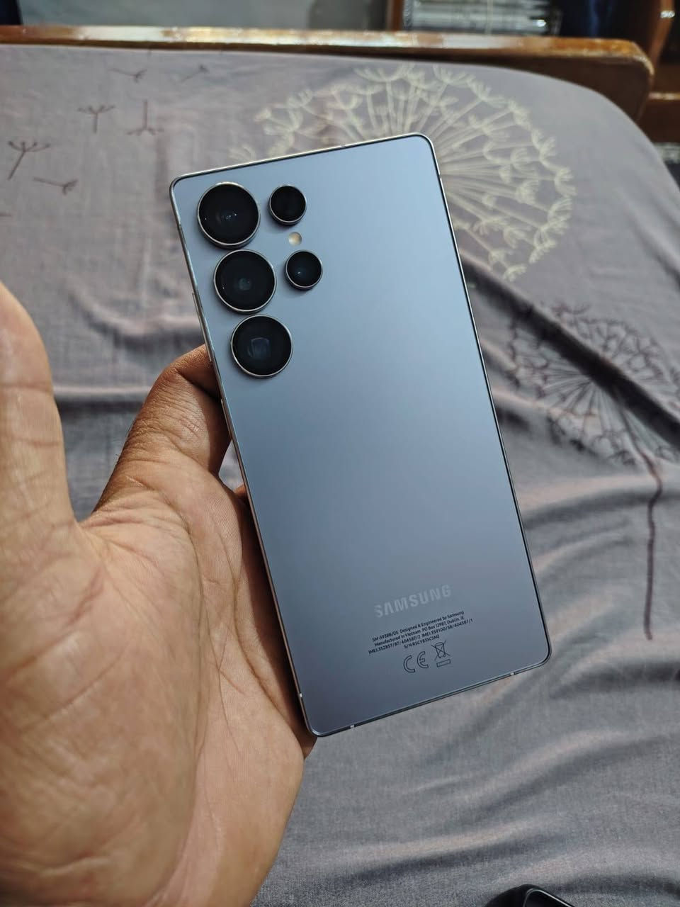 للبيع اس 25الترا ذاكره 256 استعمال شهر السعر 1150وبي مجال قليل ***********
