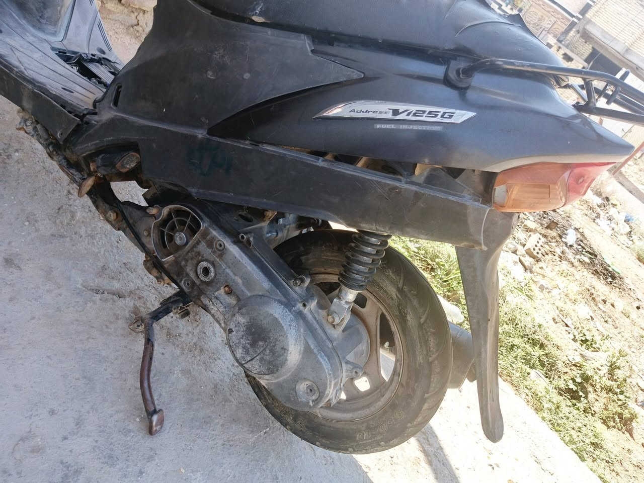 درجه للبيع درجه فول مكينه و كهربائيات مكفول نقص بس كابريتر دراجه رايده به 90 وبيه مجال مكاني بغداد التاجيات رقمي ***********
