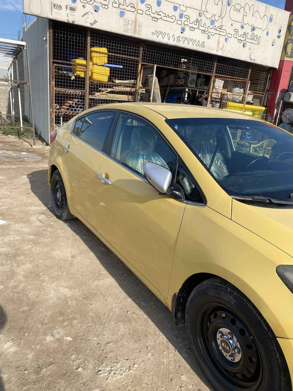 سلام عليكم
كيا فورتي وارد امريكي 2015
محرك GDi2000
كيرAT
تحكم استيرن
مري شفط
سياره باسمي

***********
