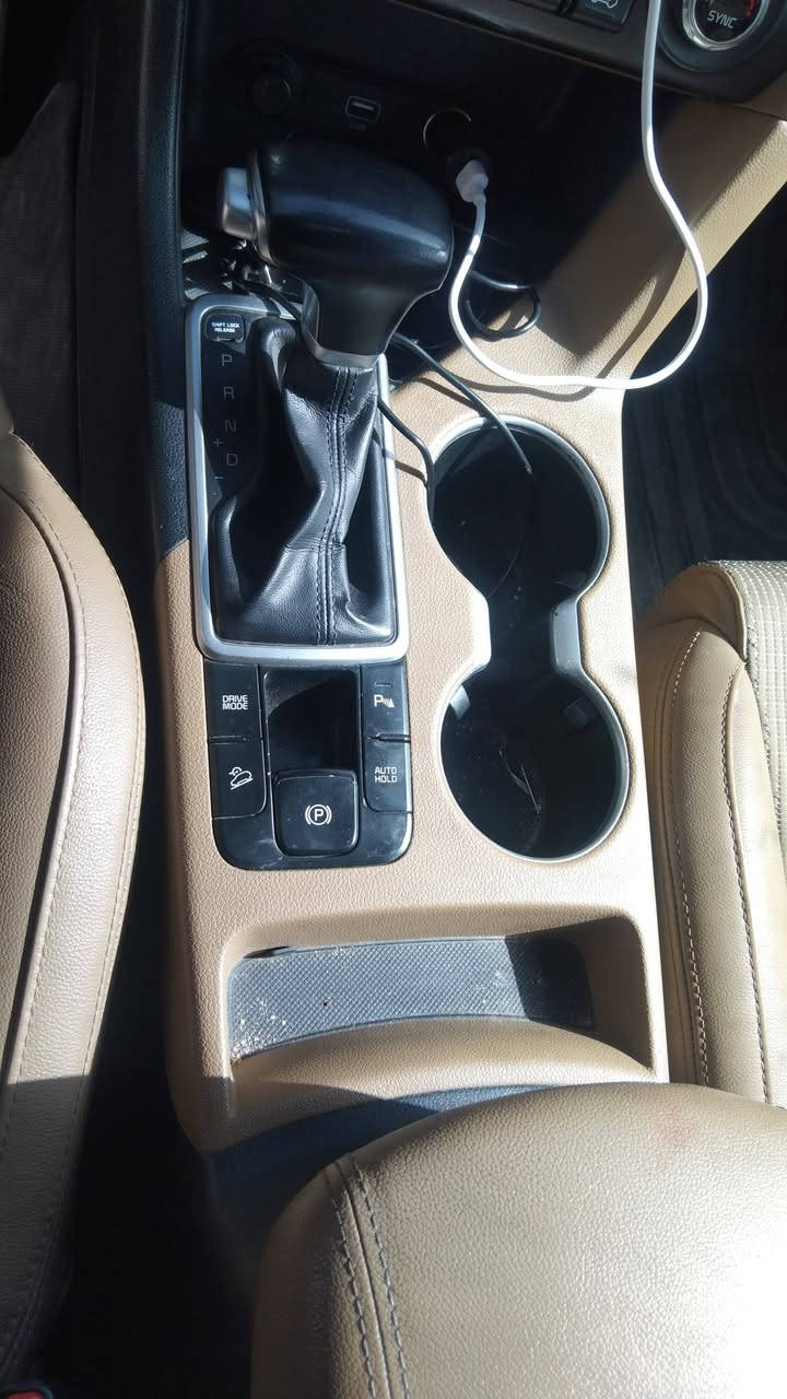 سبورتج  2019 شكل  2021  بسمي 
رقم بغداد لجديد 11 هزه ورقم جديد 
بيهه بنيد صبغ ودعاميه وصور موجودات قبل الصبغ
فول مواصفات   1 / 1 
المواصفات :
محرك 2000 دوش المرغوب 
 بانوراما 
 بصمة 
ترحيب عند الاقتراب 
بصمه ابواب 
اوتو هولد 
داخل سقف اسود 
 هاند بريك بصمة 
 شاشة نفكيشن كبيرا 
تبريد بيانو 
 تحكمات ستيرن كامله 
 جنطة بصمة كهرباء 
 كشنات جلد 
 حساس امامي خلفي
مانع انحدار 
ويل حجم 19 / 5 ويل كب 
4 دسك 
 كامرة دوارة
 كراسي كهرباء عدد 2  
 وباقي المواصفات المعروفة  
مكاني بغداد  جانب الكرخ 
السعر 186
الاتصال على الرقم 
***********
