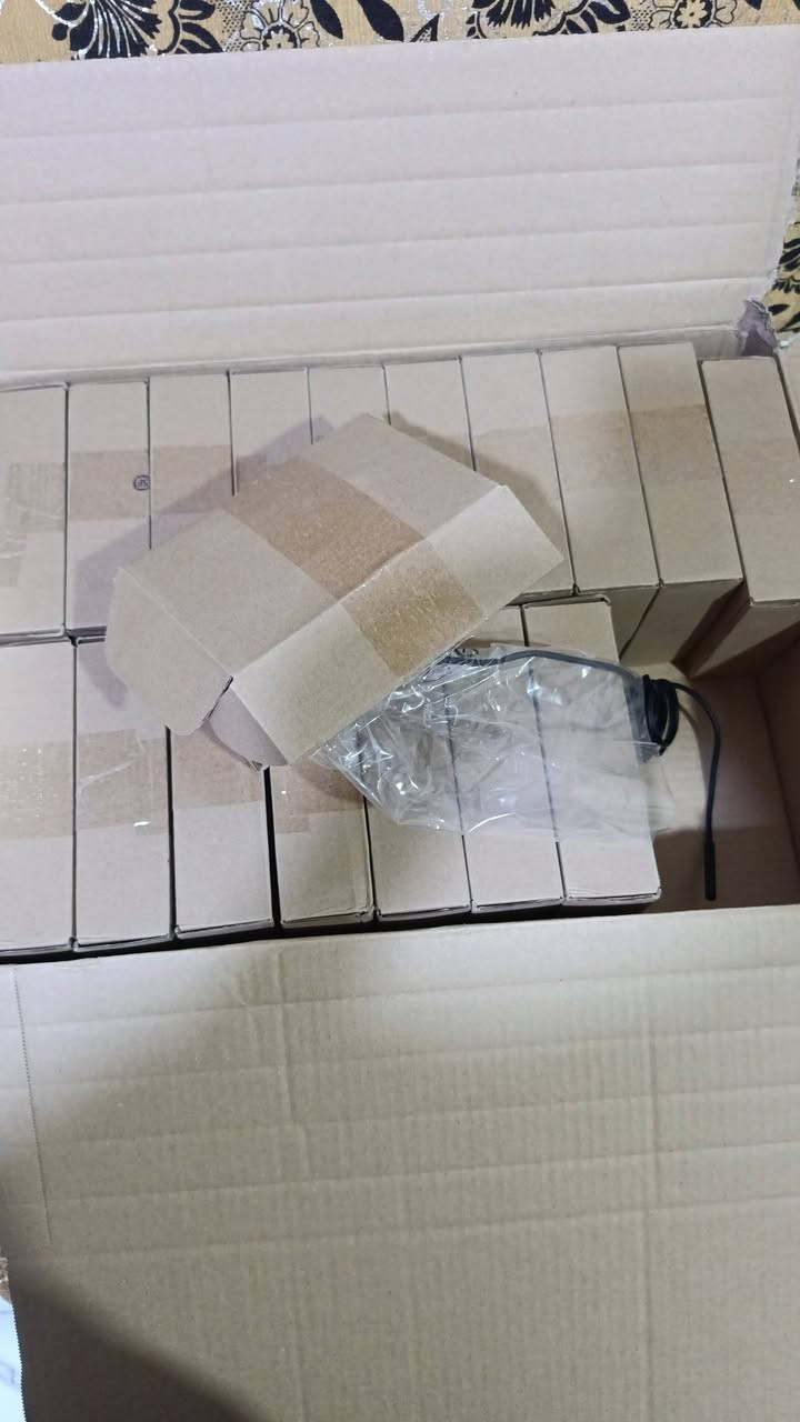شاحنات سيرفس اصلي جديد البيع كل الكميه 35 قطعة
القطعة ب8 الف


**إذا كنت صاحب هذا الإعلان وتريد حذفه لأي سبب، رجاءا أرسل رسالة إلى الدعم الفني**