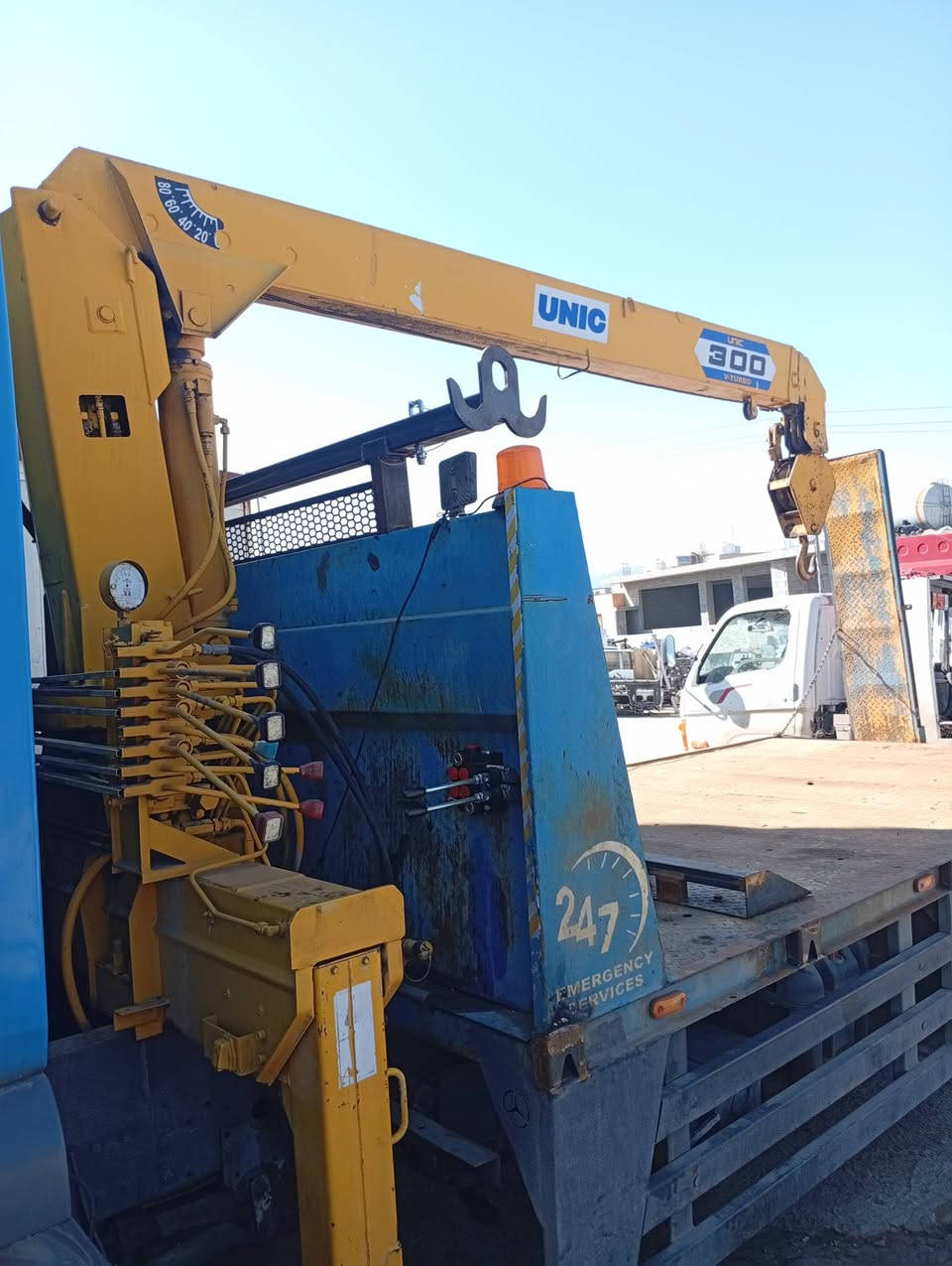 السلام عليكم داف 2001 كرين يونك 3 طن 2 سلايت  السياره كفااااله عامه رقم سليمانيه تحويل مباشر السعر 145 وبيه مجال ((***********)) عنوان السياره السليمانيه خاص ماجاوب
