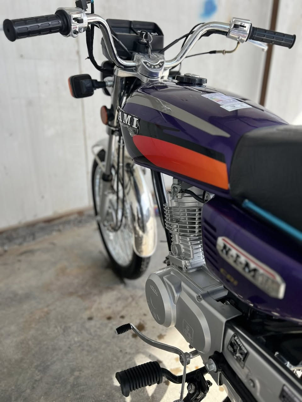 السلام عليكم 
نامه موديل 26 
كفاله وزيروو
دراجه ماشيه شي قليل جديده 
675 وبيهه مجال 
مكاني مسيب 
***********
