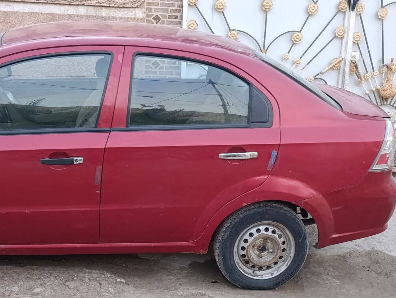 افيو 2009 
مكينه مسكر 1600 
باقي تفاصيل اتصال
خليجي
***********
