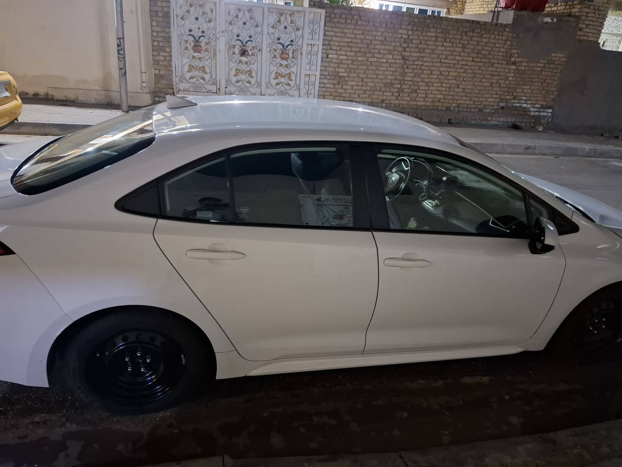 كورلا  وارد أمريكي  23
بابين تبديل  جهة السائق 
 رقم واسط
معوقين محرك 2000  

ماشيه 56الف  

مواصفات حلوه 

راعيها بالكوت

 رايدها ب135

وبيها مجال

***********

