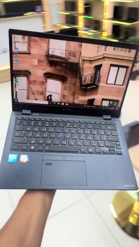 Tosheba daynabook  Cpu cori5th11 Rom 256gb ssd Ram 8gb Gpu intel iers 4gb Display 13.5inch بسعر400الف والتوصيل مجاني  *********** ***********
