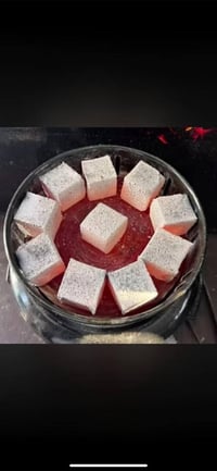 يوجد لدينا فحم درجه اولى يراني مربع وأصابع سعر الكارتون 25الف توصيل ال...