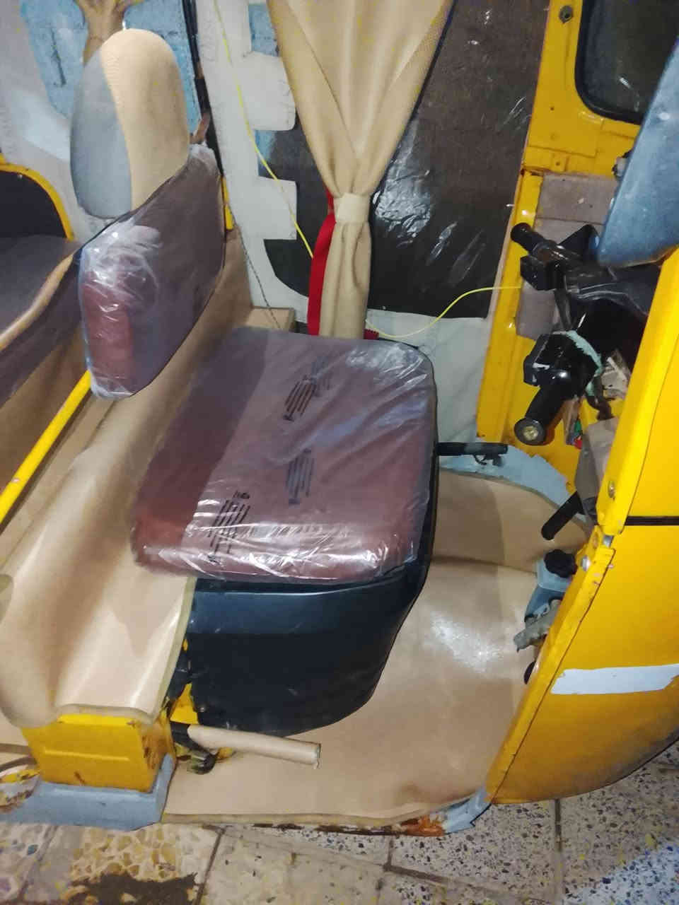 سلام عليكم تكتك للبيع موديل 19شهر 3الوجبه الوله تكتك خير من الله كامله من كلشي معمر دوسات ومصبوقه عام رقم وسنويه بسمي المكان الحسينيه المعامل ***********
