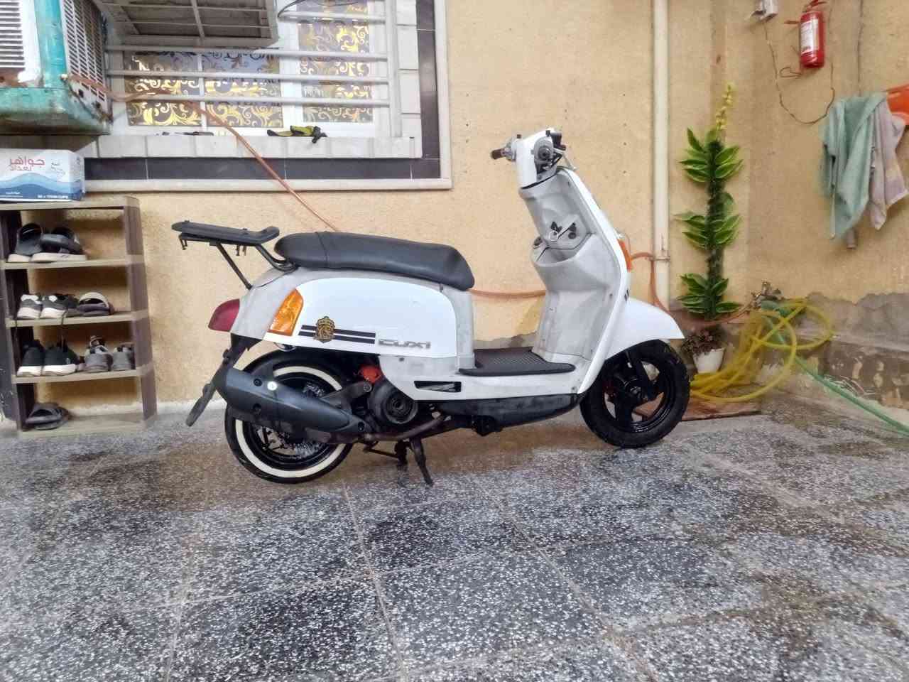 بوليس للبيع اي نقص ما بيهه ما عده العداد ما يشتغل الباقي كله كفاله داخل رصاصي نضافه 100/100 المحرك نضافه 100/100 دراجه كفاله عامه السعر 650 وبيهه مجال شي بسيط مكاني المشتل شارع المطبك رقمي ***********
