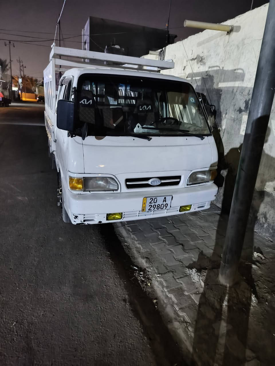 كيه بنكو البيع موديل ٩٦ سياره حلوه    رقم   نكليزي  الاتصال على رقم *********** مكان  ديوانيه
