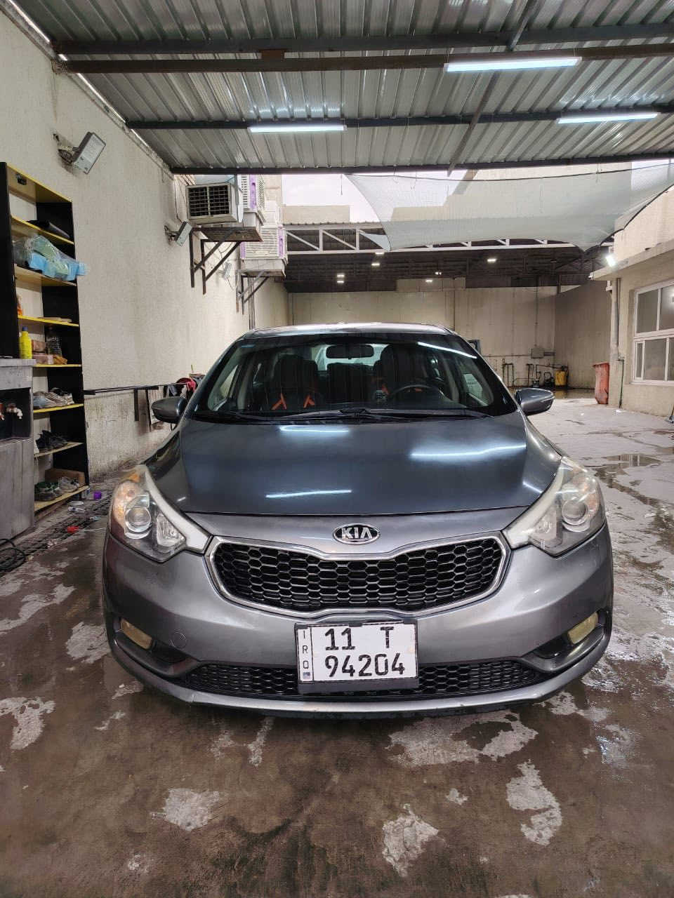 السلاًم عليكم كيا فورتي موديل 2018   السيارة جاهزة ع اخير تخم تاير وصدر ودوشمة كلشي جاهز شباب بدون اي نقص. للبيع فقط بدون مراوس. للاستفسار الاتصال  على الرقم غير متواجد ع النت  فقط اتصال *********** مكان السيارة بغداد حي الجامعة السعر 11,600$ وبيها مجال
