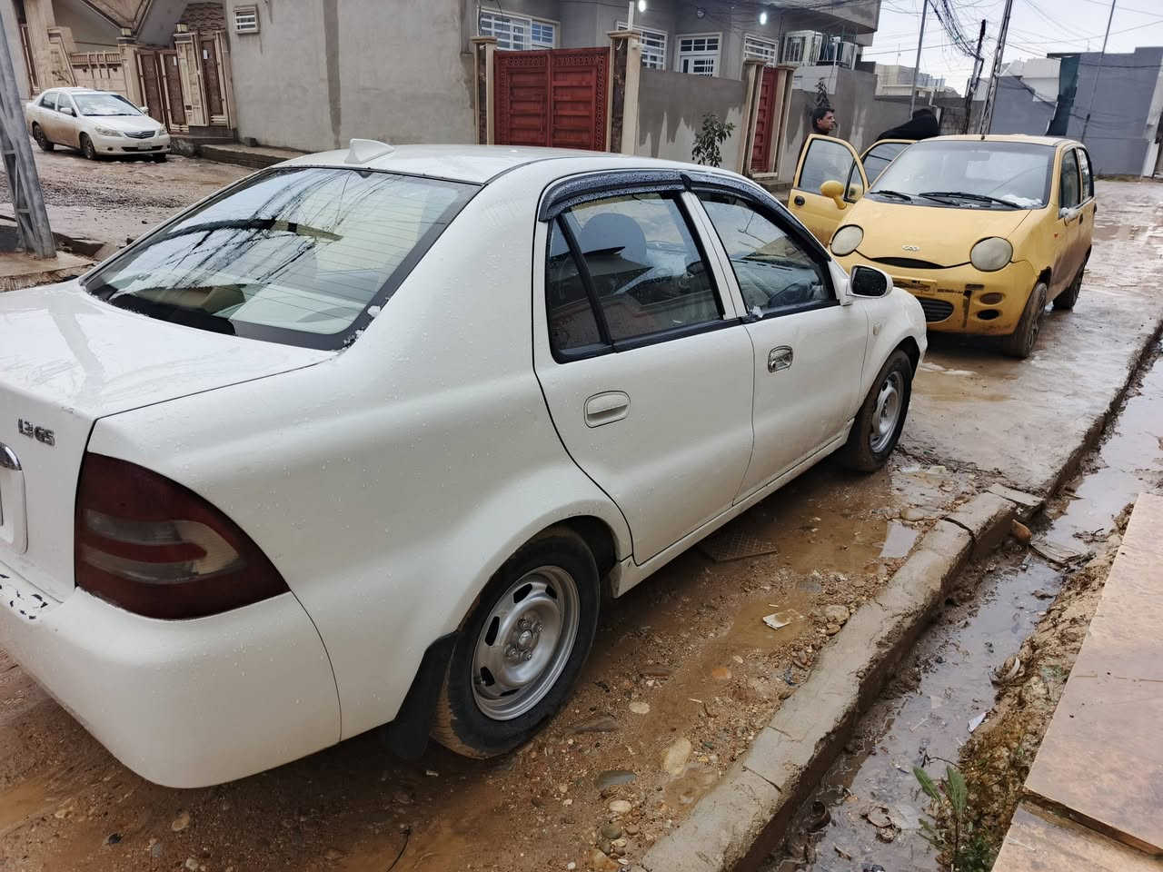 السلام عليكم
سياره سيكي للبيع موديل 2013 ال كصه الجديده 
رقم نينوى ألماني
وبيها كابون بانزين 
السعر 57$ وبيها مجال الطيبين 

للاستفسار أكثر
 ***********

***********
🌹
