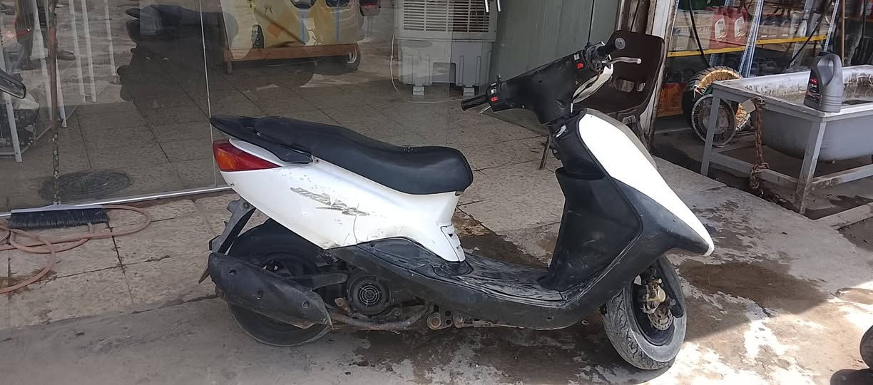 سلام عليكم درجه بريز كله بلاد نقص بس باتري خير من الله  350وبيه مجال حك الجيه العلوان جسر ديالى القديم ***********
