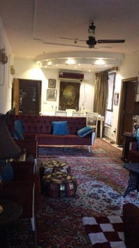 منزل للبيع في حي الجامعة محلة ٦٣٥ زقاق ٥٢ مساحة 270 متر مربع واجهة 8.4...