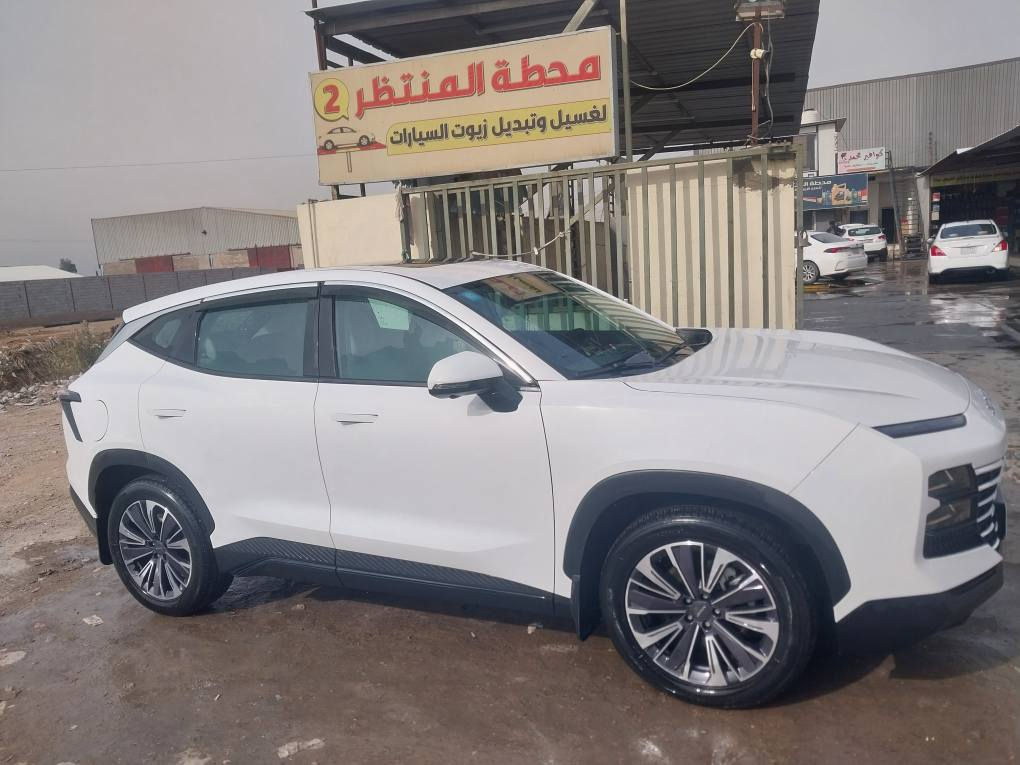 السلام عليكم للبيع فقط جيتور داشنك لاكجري  موديل ٢٠٢٤ محرك ١٥٠٠ تيربو ماشية ٦١الف كيلو مواصفات الاكجري معرفة بانوراما بصمة كامرات من جميع الاتجاهات ويل كب ١٩ انارة محيطية اوامر صوتية كشنات جلد تدفئة وتبريد   السيارة على ايدي ماخذهة زيرو  ادامة بالشركة السيارة داخل الضمان مغلفة PPF واجام عازل حراري ارضيات حوضية  السعر  ١٦٠ ورقة ولحد يكلي الزيرو ب ٢٤ مليون هاذي بدون مواصفات  مكان السيارة بسماية الاتصال *********** بغداد, العراق
