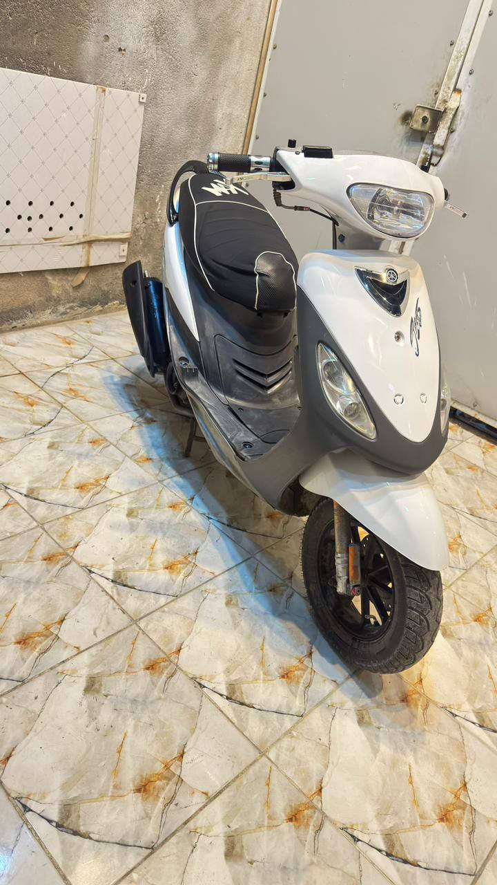 السلام عليكم
ماكس منغولي نضيفه كلش انضف من الصورة بهواي كامله على اخرر حباية سلف هندر كهربائيات كامله كلله ما عدا العداد مال جناي مكينه ناعمه كلش فقط صوت الصالنصة تفحص وتقتنع اله ابيعلك بيهه تزويد ويل امامي دبل امامي يدات بريك وقبضات وصالنصة ودبل خلفي سب الوان وستان صفح سبع الوان واقية طين كاربون فايبر سبايدر كاربون فايبر قطرة دهن تغليفة كشن بين قوسين الدراجة ما تذب عليهه ابد مكاني ناصرية مركز السعر600 وبيهه (مجال قليلل)  للتواصل خاص او ***********
