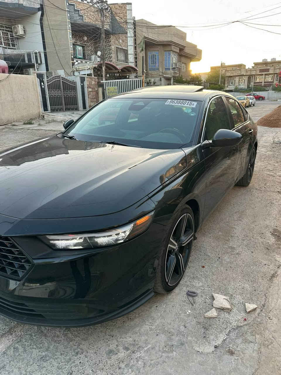 السلام عليكم للبيع هوندا اكورد سبورت 2024 رقم اربيل رقمته قبل يومين سياره ضرره جدا بسيط وبعدهي ع ضرره بدون تصليح شديت بس غراضه مفتوحه وجني وياه ماشيه 102 مشي امريكا سعره مناسب 179 وبيه مجال قليل لشراي ***********
