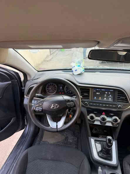 ‏سلام عليكم النترا موديل 2019 وارد أمريكي حادث جاملغ وحافه البنيد باسم شركة تحويل وكالة موجوده السيارة و جاهزة من كل شي مابيها نقص استخدام شخصي السعر 135 ورقه وقابل للتفاوض
محرك 2000 دوش
 ماشية 100الف الاتصال
بغداد/الكاظميه او الشالجيه
 ***********
