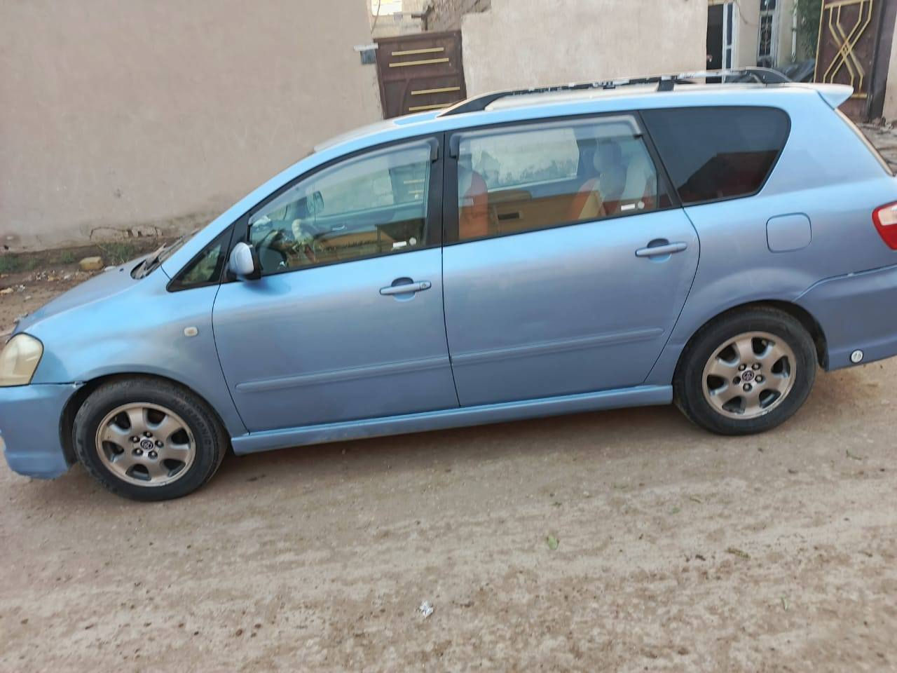 ابصم رقم سماوه مكانها ناصريه رقم انكليزي بسمي السياره مبدل بيها جاملغ امامي وبنيد بدون عيب شرعي السياره غاز بانزين بيها رشات سياره خير من الله *********** 
السعر 115بيها مجال
