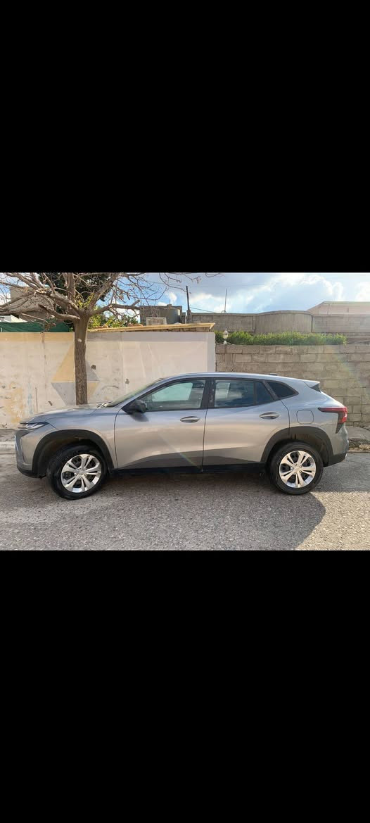 شوفرليت تراكس موديل 2024 سئ بارجه ي تةنيشت بوياغ بي داخلي بي ايرباك.  بشت و بيش كةبس 45 مائل روشتوة نمونه لةجواني وينةي حاديسةكةم داناوة  نرخي 134 مجالي تيدايه 
ناونيشان هةولير 
واتس اب /*********** أربيل, العراق
