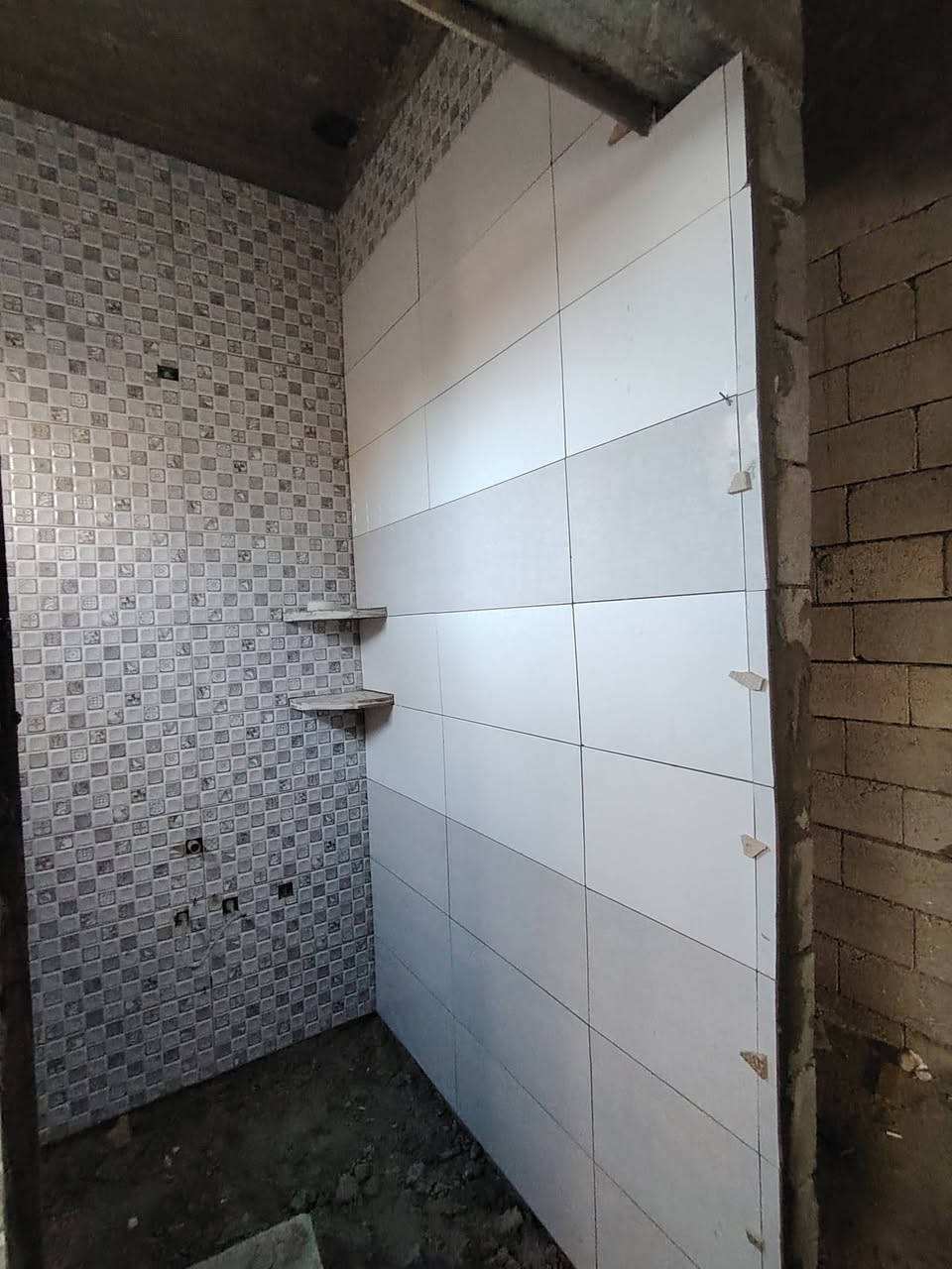 السلام عليكم كادر سيراميك جداري سعر المتر 4اي حجم من ال 60اله 120فقط ماده 4لكمه 4500وشرط اذا مو شغل هندسي ربع ماريد ولي يكول شغلك رخيص يصرفلي واي استفسار خاص
***********
