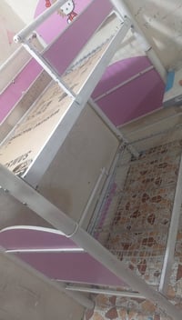 سرير • غرفه اخشاب