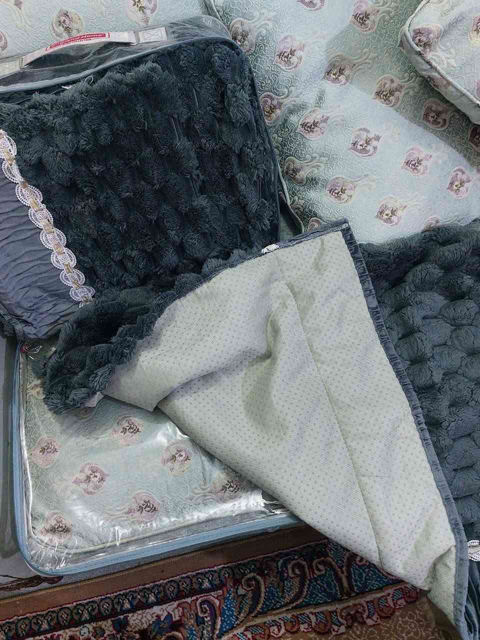 مفرش تخم كامل 10نفرات  لون نيلي وياه 4 وجوه مخاد تخم جديد بس فاتحيه نشوفه وماصار على قنفاتنه جبير 
نريده 65 الف جدييييد رجاءاً
مفرش تخم مقاعد بس 10نفرات لون رصاصي 35 الف استعمال قليل كولش 
بردة قطعتين مو حلقات  تفصال ثگيلة كولش ثنينهن ب 50 الف 
المكان  نجف شارع المطار الجديد قرب الجوهرة


**إذا كنت صاحب هذا الإعلان وتريد حذفه لأي سبب، رجاءا أرسل رسالة إلى الدعم الفني**