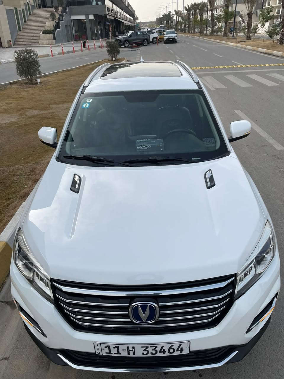 شانجان CS75 موديل 19 بغداد رقم انكليزي حرة
عالم من الرفاهية 
بدون صبغ بدون ضربه بدون حادث 
بعدها داخل الضمان ماشية 50 كيلو 
نبلش من المواصفات 
الخارج كله حساسات داير مداير السيارة وكامرة خلفية
اشاير بالمري كشافات ثلجية وليدات زينون بلادي
وبعد مواصفات 
نجي للداخل 3 الوان 
جلد كشنات تدفئة 
سلايد روف بانوراما 
4 أنظمة قيادة 
محرك 1800 تيربو
كير Ate ميكانيكي 
مصنعة خصيصا لأجواء الخليج تحديدا العراق 
السيارة تحفة فنية والصور وحدها تسولف
سعرها بشركة شانجان ب30 الف دولار 
وبالمعارض اقل شي 20 الف دولار 
ويمنا فقط ب148 
يعني بكل صدق بالعافية على الي ياخذها 
مكان السيارة بغداد
***********
راح نخلي فديوهات الها بالتعليقات 
#كراجك_يمنا_صفحةمميزة_ولديها_تلاميذ_مميزين_طفوبس😅
