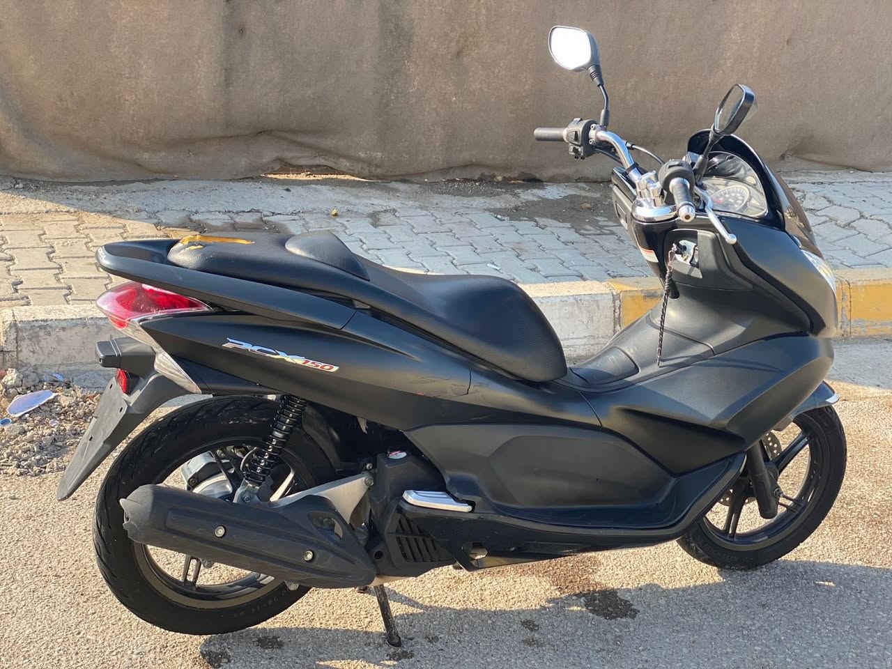 سلام عليكم بي سي اكس جيل اول موديل 2016دراجه مكفوله تجي تفحص بيدك /لون اسود طافي
سعر(13ورقه) هذا رقمي ‭0770 758 7973‬
