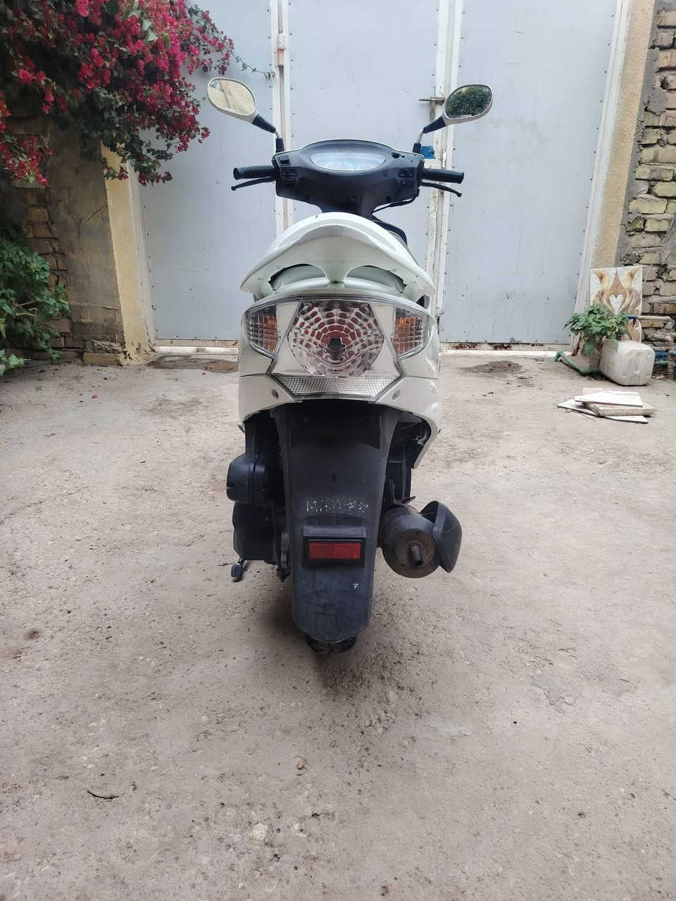 سلام عليكم دراجه كامكو بوليسي ام الكامره دراجه رمبه بحاله الوكاله نضافه 1/1الشراي يتصل واني بخدمتكم ***********بي واتساب غير متواجد عل فيس المو شراي لا يتعبني فدوه اروحلكم
