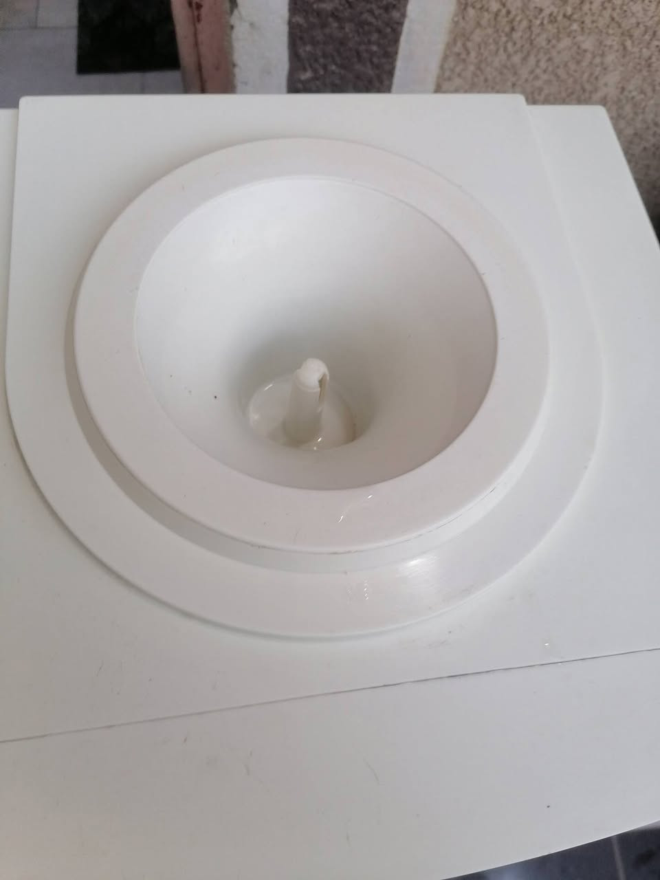 براد ماء حار بارد نضيف للبيع السعر ٥٠ الف المكان كربلاء  ***********
