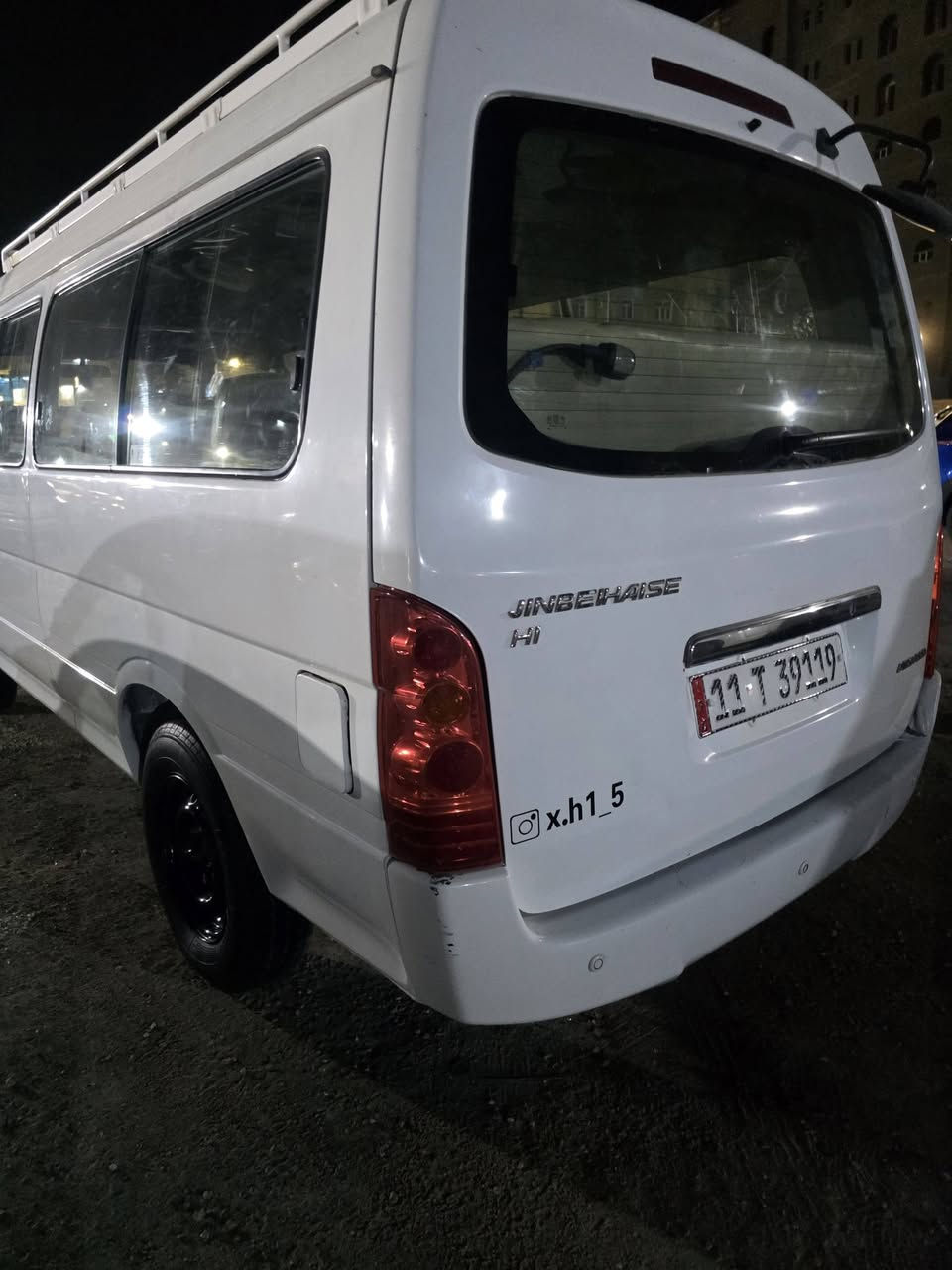 للبيع *********** جنبي ناصي موديل 15 سياره بيها بارد قطعتين وبيها باب السياق مبدل كفاله عامه صبغ ما بيها البارد الي بيها بجم بارد قليل وبيها ورا بصف البكلايت شخط معمره خياسات ومعمره دواره السياره ب اسمي رقم انكليزي شعار مكينه تنقص والسعر خاص وتدلل
