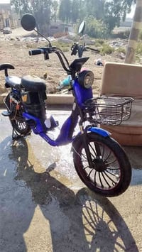 ماطور شحن جديد باتريات جدد كله شغال ما يعوزه برغي السعر 170 0750142649...