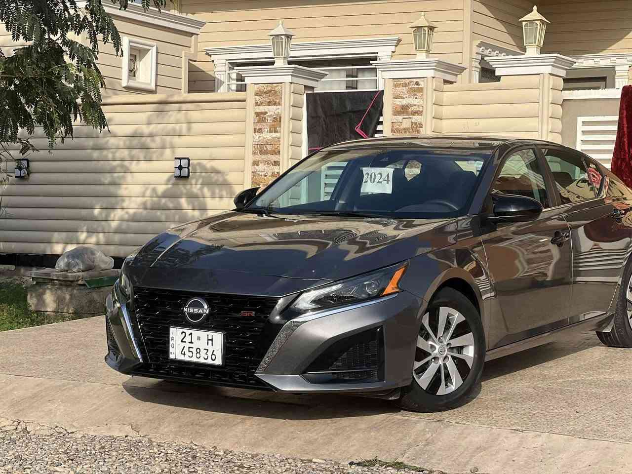 سلام عليكم 
نيسان التيما 2024 
مواصفات S رقم شاصي 1N4BL4BV6RN428287
لون فيلي
بصمه + تشغيل عن بعد  
رادار امامي 
رادار خلفي 
رادار جانبي 
حساس خلفي 
لايتات زينون بلادي  LD
مثبت سرعه +تحديد مسار +وقوف اصتدام 
رقم سليماني جديد بسمي 
سياره ماشي 29كيلو متر 
ضرر جاملغ و بونيد بدون اي دواخل شاصي و بدن كله مكفولات 
ايرباك استيرن و دشبول مبدلين بلاد شركه 
سونر بل منشور 
مكان دياله خانقين 
سعر155بي مجال 
رقم ***********
