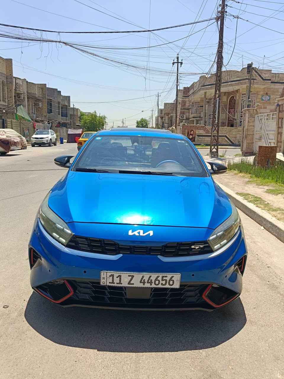 كيا فورتي: 2024
رقم بغداد باسمي 
Gt lien اعلى موصفات 
‎محرك سياره تيربو
بصمه 
تحكمات ستيرن 
فتحه سلايد روف
تشغيل عن بد HoLDato
دخول ذكي لسياره وبصمه أبواب 
فتح صندوق حساس عن بعد وتحس عن بعد 
مري جانبيه حساسه ونقطه عمياء ومستشعره 
رادار امامي خلفي ومستشعر وحساسات 360 درجه 
شحن الجهاز واير ليس Remote phone charging
نضام auto hold كهربائي تحكم في الكير اوتماتيك في الازدحام 
كشن جلد . 
قياده ذاتيه Self-driving
مثبت سرعه وتحكم ستيرن ذكي وتحديد مسار 
شاشه حجم (10.9) CarPlay 
مقاعد كهرباء Electric seating
ثلاث انضمه لقياده : sport-normal-smart
سايد بريك  Sidebreak : بصمه 
لد امامي خلفي 
ثلاث انضمه car lights 
حادث السيارة جاملغ امامي ايمن مصبوغ والجاملغ الخلفي الايسر صبغ 
جاملغ الايسر باب السائق وخلف السائق بارد 
ممشاه السياره 29الف 
السعر ١٢٥ وبيها مجال قليل
الاستفسار :*********** غير متواجد على الفيس مكان السياره بغداد البلديات
