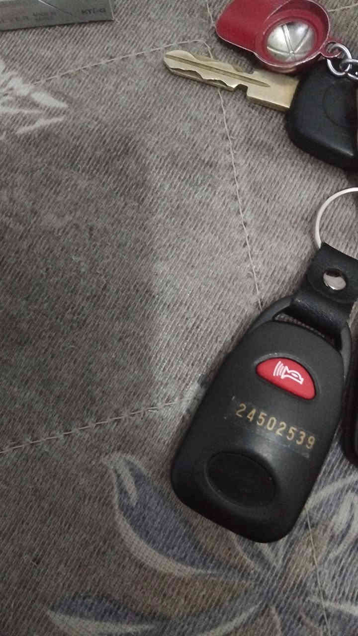 مارسيدس مديل ٨٩ مكفوله من الصبغ تبريد كير محرك راس الثور فتحه أرقام اربيل صاحب السنويه نجف جاهزا وكل المواصفات السعر ٨٠ ورقه بيه مجال ***********
