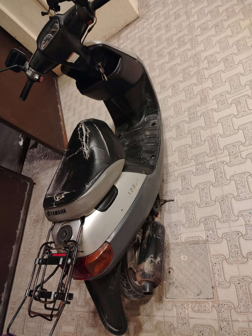 السلام عليكم ماطور بزون نضيف لوك مكينا وشاصي شرط ماملعوب بيهم تحريكا فول كلجات رياضي صالنصة رياضي وايرمنيا شغالة سلف اشاير بك لايت لايت زنون ستاند خلفي وستاند صفحة مكاني الموصل جانب الايسر الحدباء رقم *********** اسيا ***********كورك بي وتساب للاستفار
