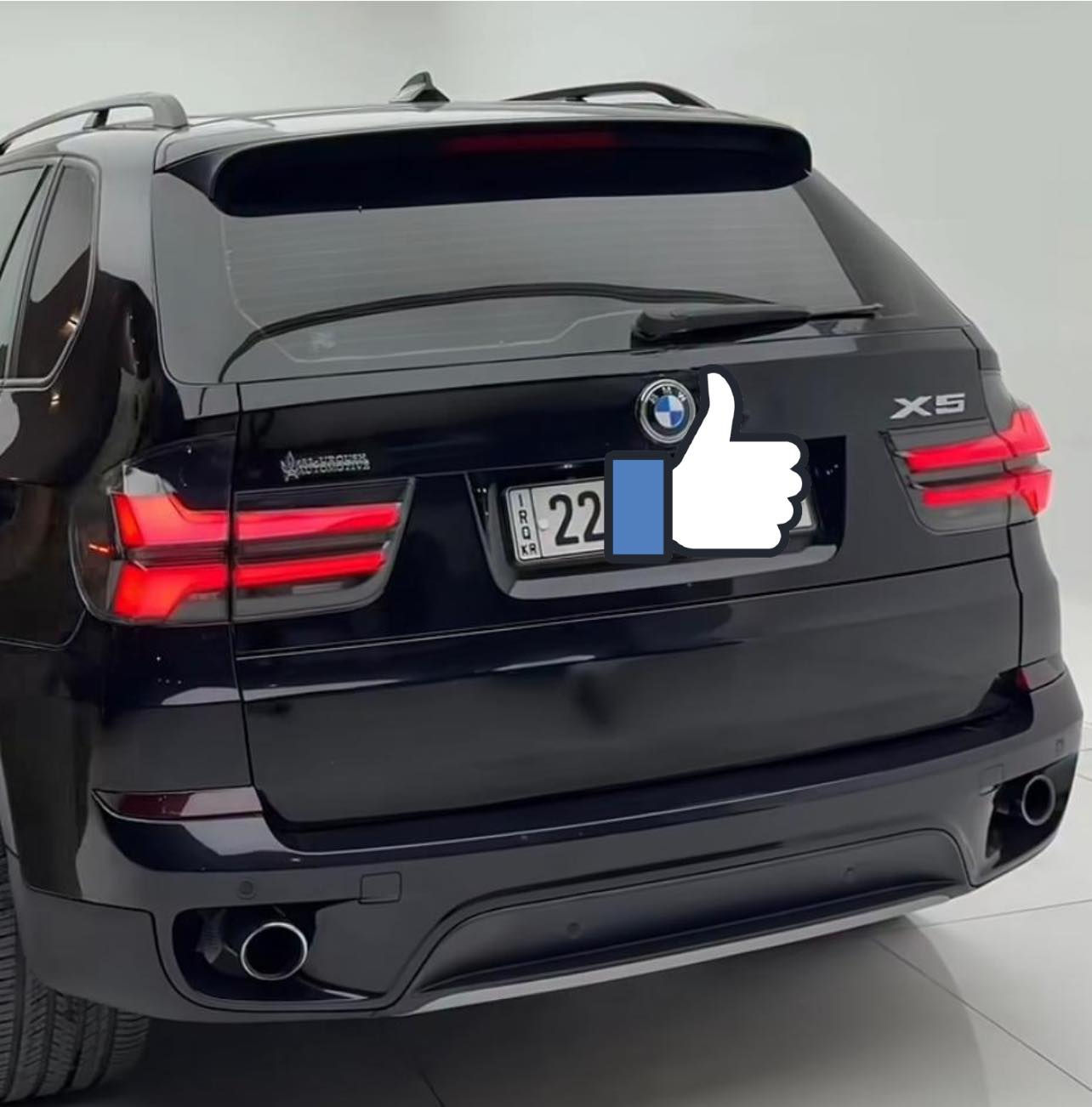 السلام عليكم عارض BMW X52012 للبيع أو المراوس السياره نضيفه خليجيه شركه العروش  نضيفه بمعنه الكلمه  فول مواصفات مغلفهppf السعر 200 بيها مجال  *********** واتساب

