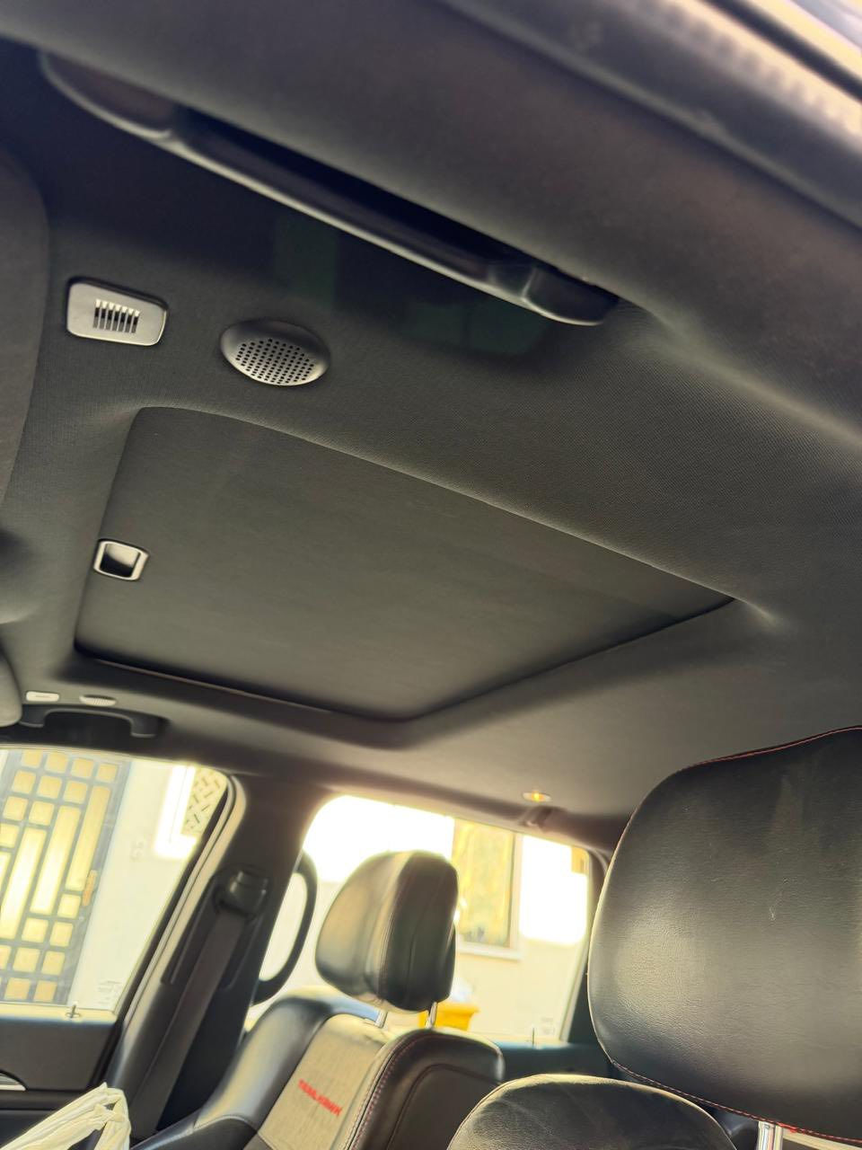 السلام عليكم جيب  TRAILHAWK2021 لون بحري مميز رقم اربيل الجديد باسمي تحويل او وكالة حادثها موضح بلصور بدون اي داخل لغد شاصي ايرباك كلة مكفول عداد المشي 88 مايل تخم تاير جديد صدر جديد مكينة وكير بحالة الوكالة تجي اعلى مواصفات بلجيب فتحة بصمة  جنطة كهرباء كشنات خزن  عليها ادامة كاملة ومصروف ع السيارة وايدي بيها استخدام شخصي والحادث يلعب دور السعر 255$ وبيها مجال جدا بسيط مكاني بغداد الكرخ العامرية  ***********
***********
