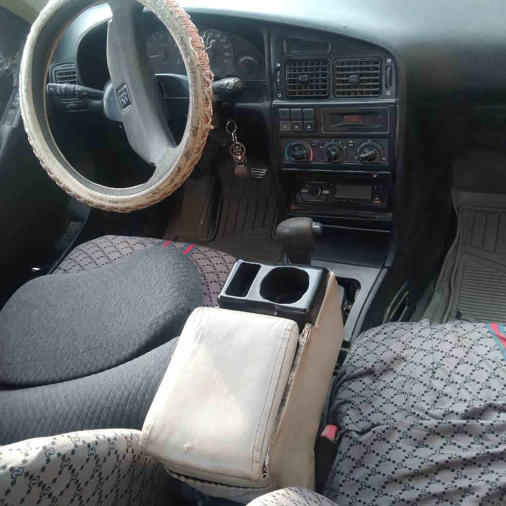 السلام عليك بيجو 405 موديل 10 محور 
بيكاچو مكينه وگير ماندل راعيهى بيها وكاله
الموكل من اهل البصره هو ومالك ماندلهم ابيع  
بدون راعي السعر 15
/*********** ناصرية, ذي قار
