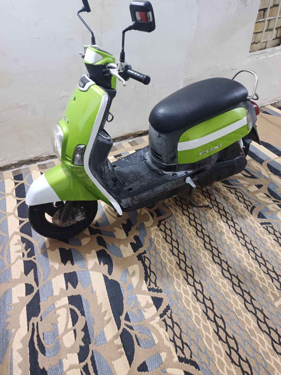 سلام عليكم  دراجه ماكس بوليس دراجه نوزل ونضيفه كلش وكاله بس كفرات الخارجيه تجاريه لان من نزلته كفراته تعبانه وبدلتهن او السلف تجاري لان اسلف شي استهلاكي ودراجه رزنه وكلش حلوه اتواصل عبر ارقم لمعرفه اسعر***********4
