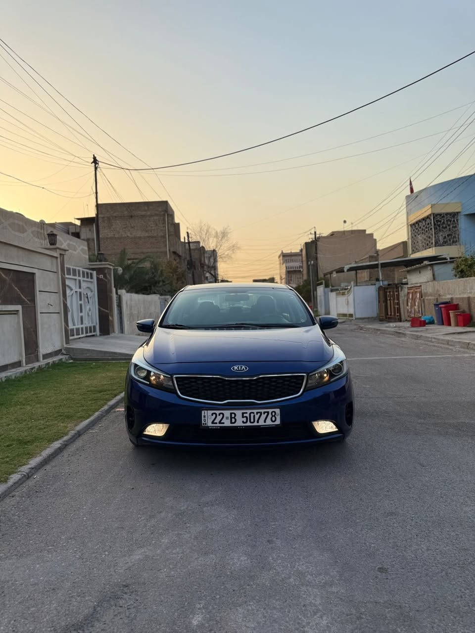 السلام عليكم كيا فورتي 2017 وارد امريكي ليبل واحد بيها صبغ جاملغ وبنيد وباب خلف السائق يعني 3 قطع فقط باقي السيارة مكفوله من الضرر والصبغ وتبديل والبارد لغد شاصي مكفولات بلا ايرباك سيارة مكينه كير مكفولات حتى من الفتح ماشيه 127 باسمي تحويل ثاني يوم صدر امامي خلفي جديد تبريد ثلج تخم تاير مابيها اي نقص مواصفات مكينه 200 دوش كامره خلفيه اشاير بل مري ريمونت سويج مكان السيارة بغداد المشتل
رايدها 120 رقم الهاتف ***********
