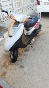 دراجة بريز دراجة وكالة دراجة رمبة كهرباءيات كلهة شغالة سلف وهندر مكينة...