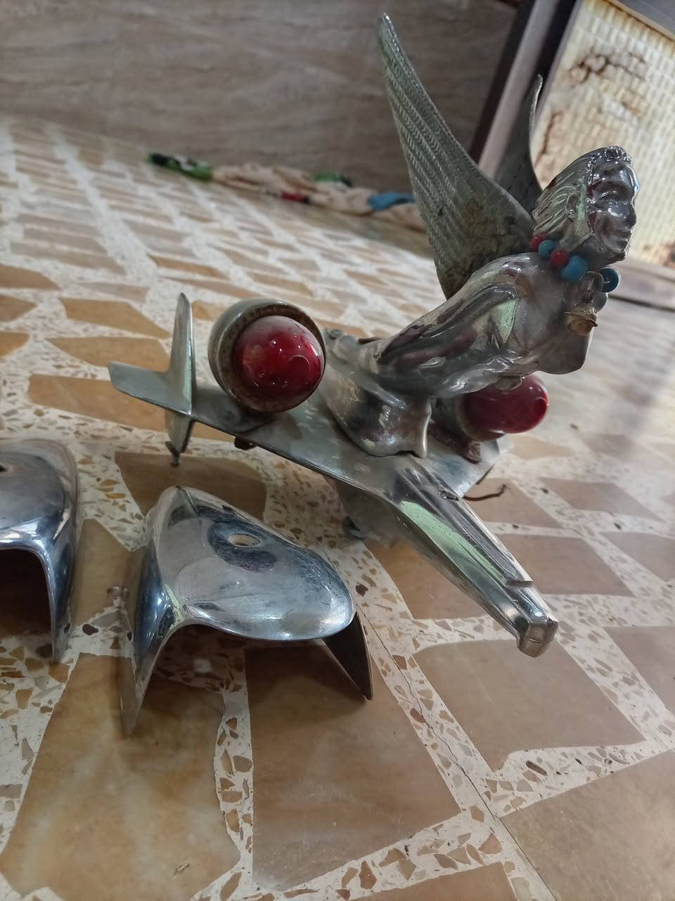 السلام عليكم طياره و بنت اصليات رقم الهاتف ***********
