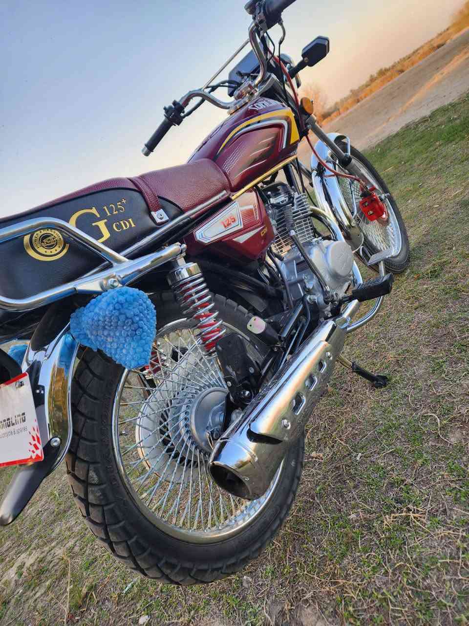 السلام عليكم دراجه تايكر ام الختم شرط باب الاول موديل 25 نظافه فول مكفوله كفاله عامه برغي ماناقصه كهربائيات شغاله
كلشي بيه مكفول   الدغاره  صدر الدرغاره

***********
