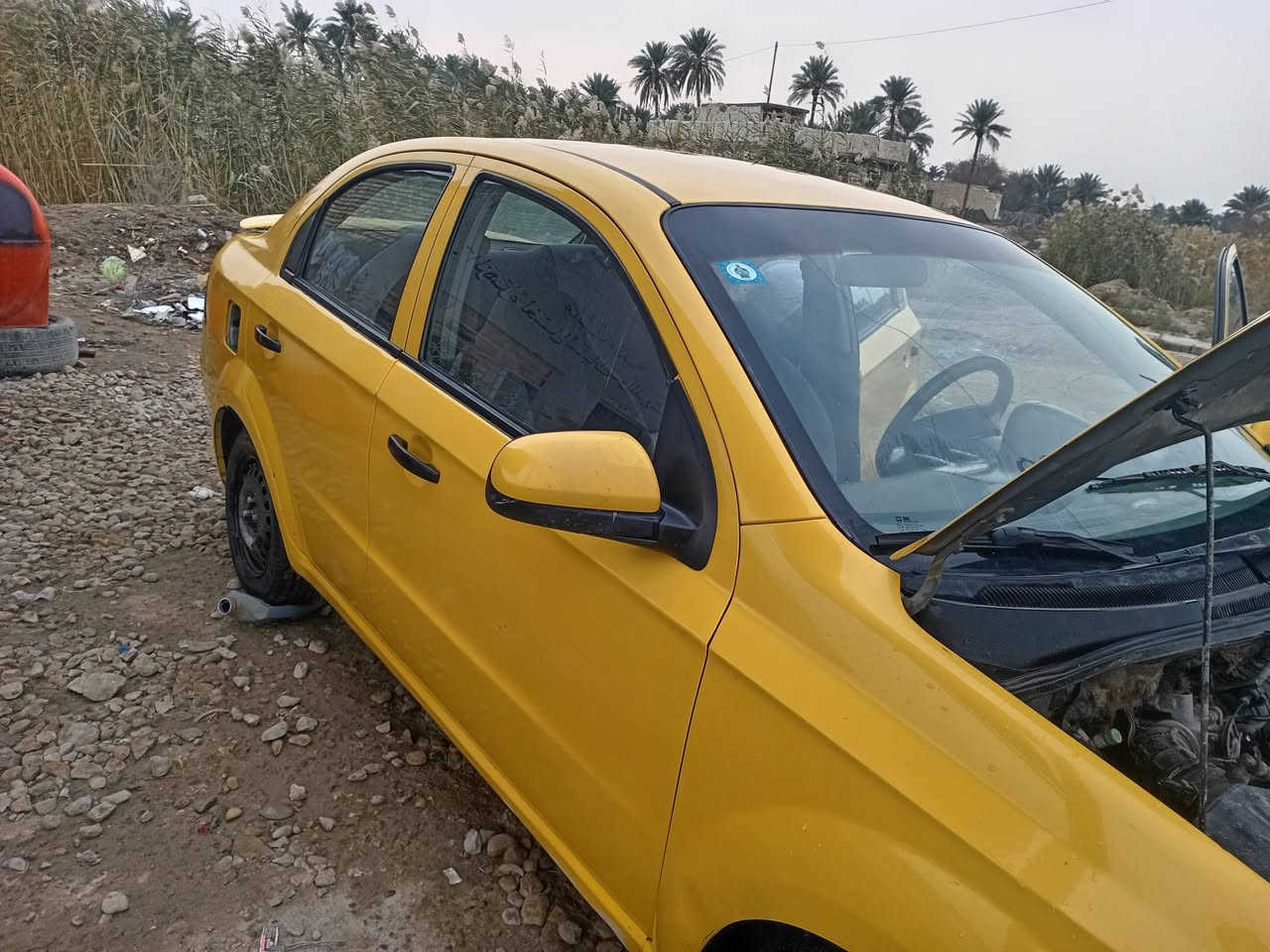 افيو اصفر خليجي مسكر كير ومكينه وتبريد شغال بسمي رقم انكليزي بغداد تخم تاير جديد سلف داينمو كله جديد حداديه 70٪ باتري جديد مكاني بابل القاسم السعر ٥٥ وبيه مجال للشراي بدون امراوس
***********
